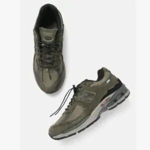 New Balance M2002RDP Casual Shoes for Men