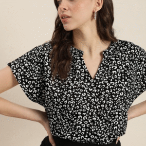 encore by INVICTUS Casual Mandrin Collar Black & White T-Shirt for Women