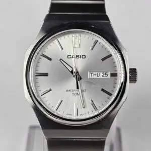 Casio Casual Silver Quartz Watch for Men with 50 Meter Water Resistance