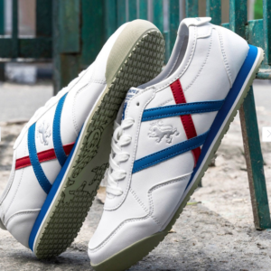 Redtape RSL0206 Men Striped Lace-Up Sneakers