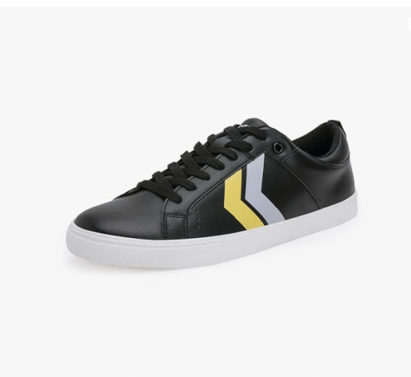 Red Tape RTE3701 Casual Sneakers For Men - Image 2
