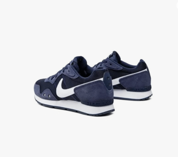 NIKE Venture Runner Sneakers for Men - Image 5