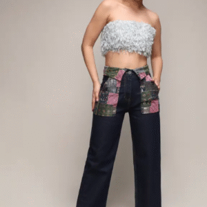 Campus Sutra Smart Highly Distressed Jeans For Women
