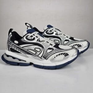 Red Tape RSL1359 Textured Lace-Ups Chunky Sole Sneakers For Men