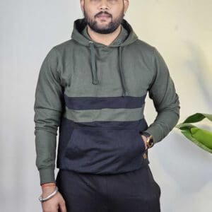 Roadster Colourblocked Hooded Sweatshirt For Men