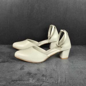 Marc Loire Solid Block Pumps Sandal For Women