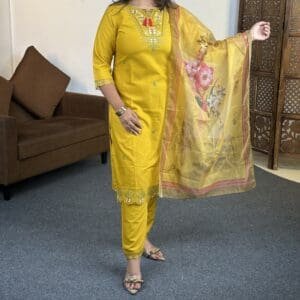 ANJIKI Cotton Blend Kurti Pant Dupatta Set For Women