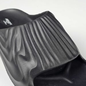 Boldfit Sliders for Man