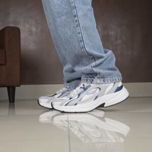 Redtape RSL1448 Casual Sneakers for Men