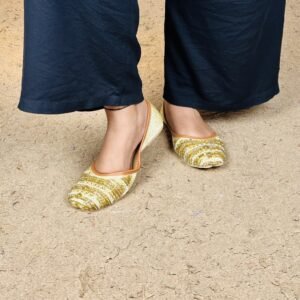 DESI COLOUR Embellished Ethnic Mojaris Flats for Women