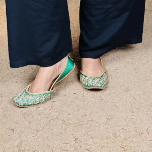 House of Pataudi Ethnic Embellished Mojaris Flats for Women