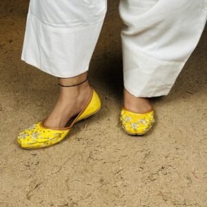 Anouk Embellished Ethnic Mojaris Flats for Women