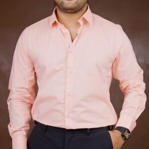 HIGHLANDER Solid Spread Collar Formal Shirt for Men